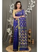 Navy Blue color option, Currently selected