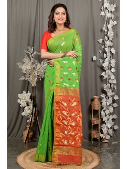 DipDiya - Women Dhrum Green Cotton Blend Bengali Saree with Unstitched Blouse
