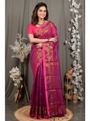 Magenta color option, Currently selected