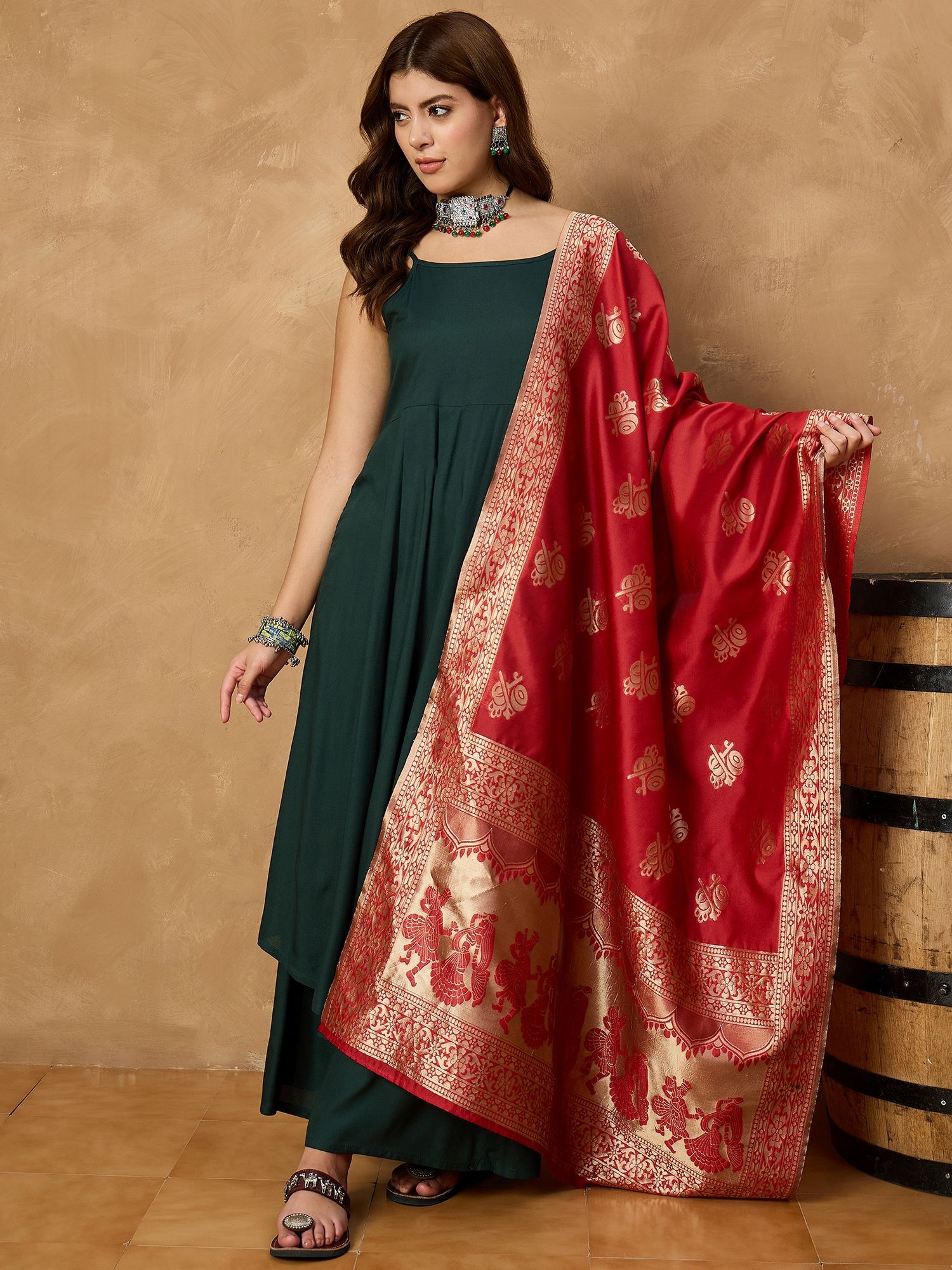 inweave Red Banarasi Border Dupatta-picture-11