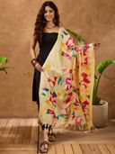 Yellow color option, Currently selected