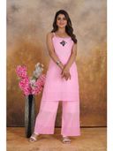 Pink color option, Currently selected