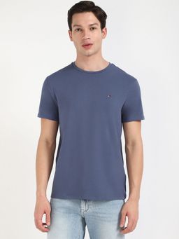Tommy Hilfiger - Men Navy Blue Solid Casual T-Shirt