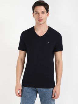 Tommy Hilfiger - Men Navy Blue Solid Casual T-Shirt