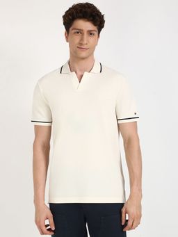 Tommy Hilfiger - Men Off White Solid Casual Polo T-Shirt