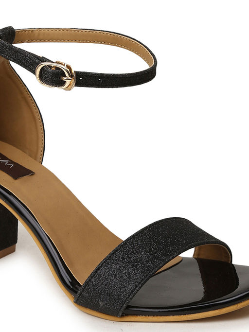 Buy VALIOSAA Solid Black Sandals Online