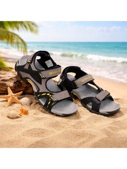 WOODLAND - Men Brown Pu Sandals