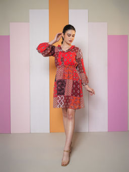 PURVAJA - Printed Red Knee Length Dress