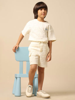 U.S. POLO ASSN. - White Boys Brand Embossed Regular Fit Shorts