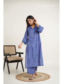 GOODHAND - Cotton Floral Printed Blue Kurta with Pant