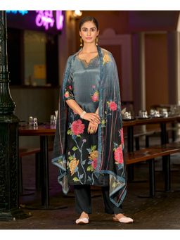 MOJILAA - Grey Chinon Floral Kurta with Pant and Dupatta