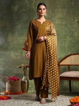Nayam by lakshita - Mustard Silk Blend Embroidered Kurta with Pant and Dupatta