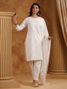 SPAN - White Silk Embroidered Kurta with Pant and Dupatta
