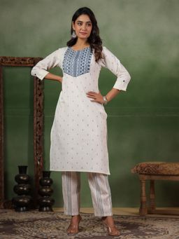 SPAN - White Cotton Embroidered Kurta with Pant
