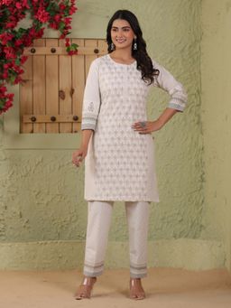 SPAN - White Cotton Printed Kurta with Pant