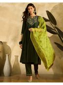 Green color option, Currently selected