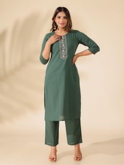 ARAMYA - Green Soft Cotton Straight Solid Kurta with Pant