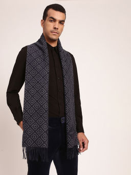 GANT - Men Navy Blue Knitted Typographic Tasselled Scarf