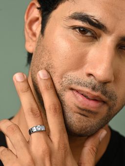 CLARA - 925 Silver Adjustable Platinum Plated Swiss Zirconia Star Solitaire Men Ring