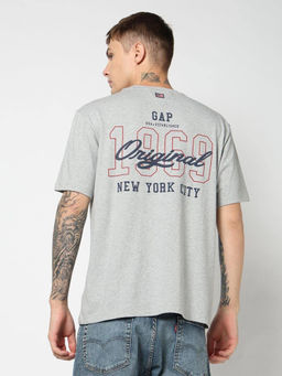GAP - Men's Grey Logo Relaxed Fit T-Shirt