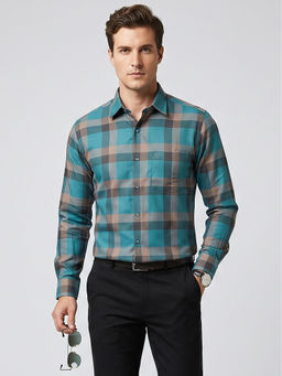 Charagh Din - Cotton Long Sleeves Checks Green Casual Shirt