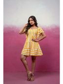 Yellow color option, Currently selected