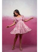 Pink color option, Currently selected