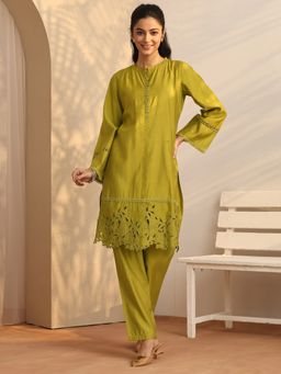 Libas - Embellished Silk Blend Straight Kurta With Pant