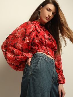 VERO MODA - Red Floral Pleated Crop Top