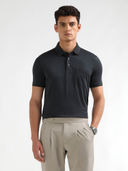 Black color option, Currently selected