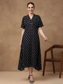 Black & Blah Blah - Floral Printed A-Line Cotton Dress