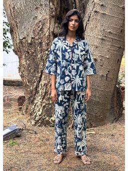 Azurina - Sharan Boxy Shirt With Pyjama - Blue Jungle Boogie
