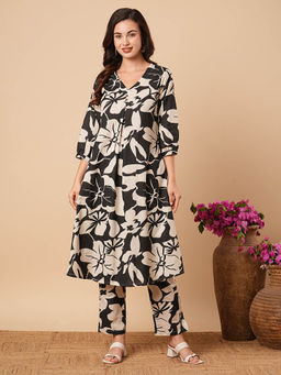 FASHOR - Black and White Floral Printed Co-Ord (Set of 2)