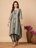 Green color option, Sold out, Currently selected