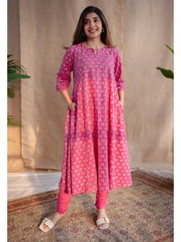 The Indian Ethnic Co. - Pink Dabu Slub Cotton Hand Printed Kali Kurta