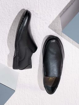 PRIVO - Black Solid Formal Shoes