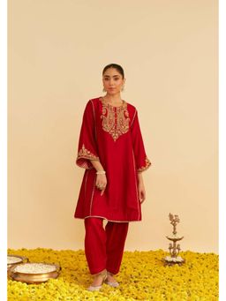 Sheetal Batra - Ayra - Deep Red Short Kurta And Salwar Set With Dupatta