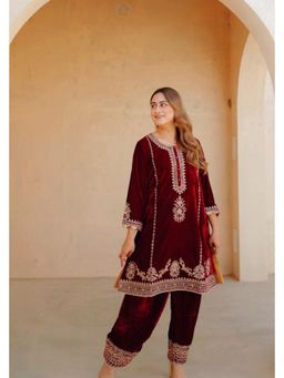 Sheetal Batra - Asiyah - Maroon Silk Velvet Short Kurta And Salwar Set With Dupatta