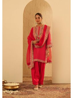 Sheetal Batra - Inara - Red Kurta And Salwar Set With Dupatta