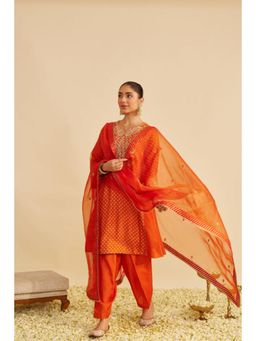 Sheetal Batra - Kayra - Orange Short Gathered Kurta And Salwar Set With Dupatta