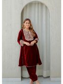 Maroon color option, Sold out, Currently selected