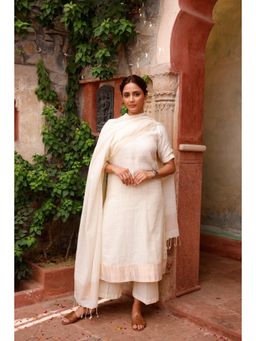 Sutra Art of Clothing - Handllom Ivory Zari Jamdani Dupatta