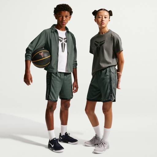 Kobe - Nike Kobe Older Kids' Dri-FIT Mamba Shorts
