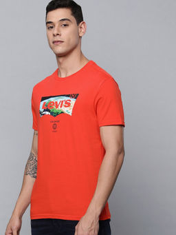 Levi's - Red Graphic T-shirt