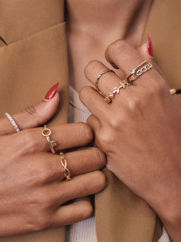 Pipa Bella by Nykaa Fashion - Gold Minimal Ring Set of 8