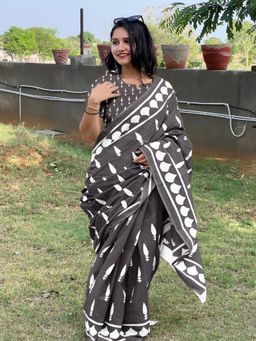 Suha - Grey Pure Cotton Fancy Bagru print Saree with unstitched blouse