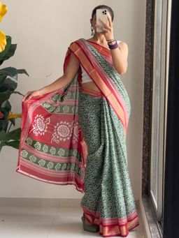 Suha - Green Beautiful Bagru Floral Printed Saree with unstitched blouse
