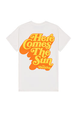 Free & Easy - x The Beatles Here Comes The Sun Tee