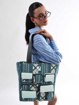 NO MORE - Pocket Cluster Green Tote Bag