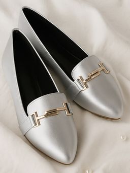 YASSIO - Women Satin Silver Ballerina With Golden Buckle